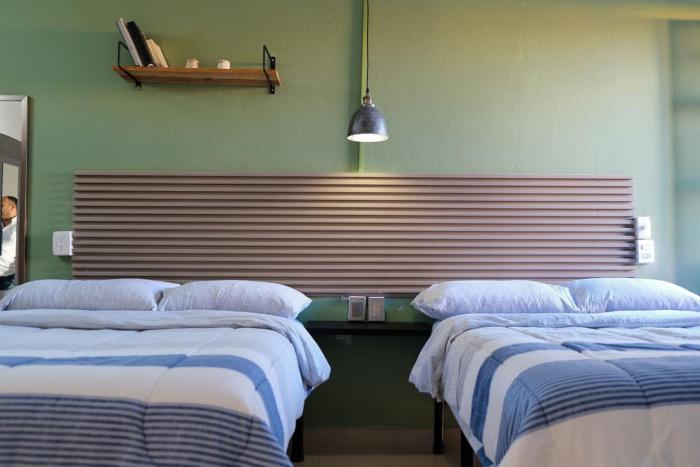 Remodeled Cozy Central 3 blocks from the Malecon