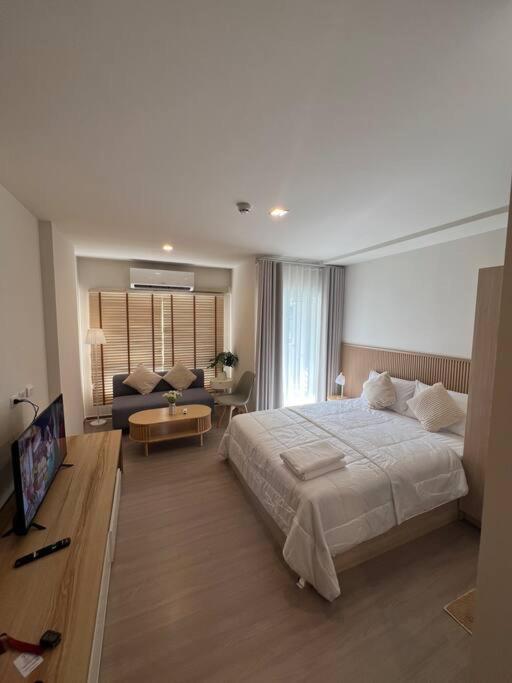 HayHuahin01 By Cloud9Stays
