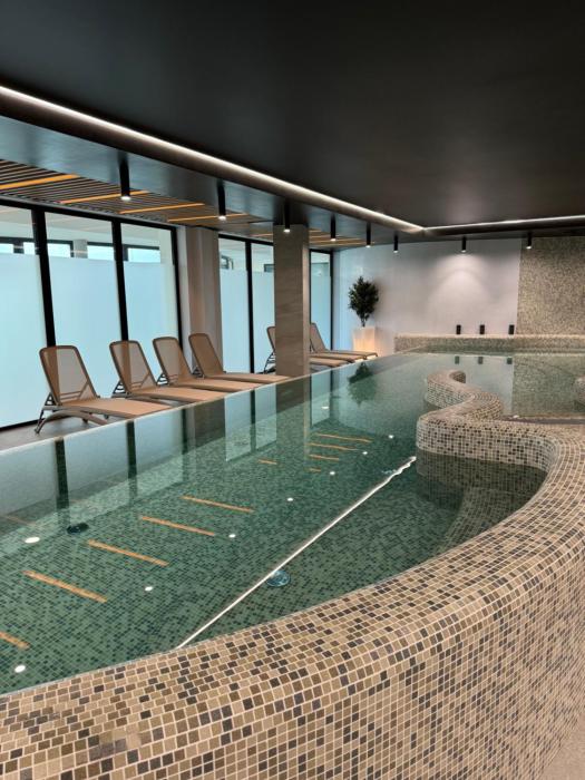 Baltic Waves Resort Luksusowy apartamnet z basenem i parkingiem