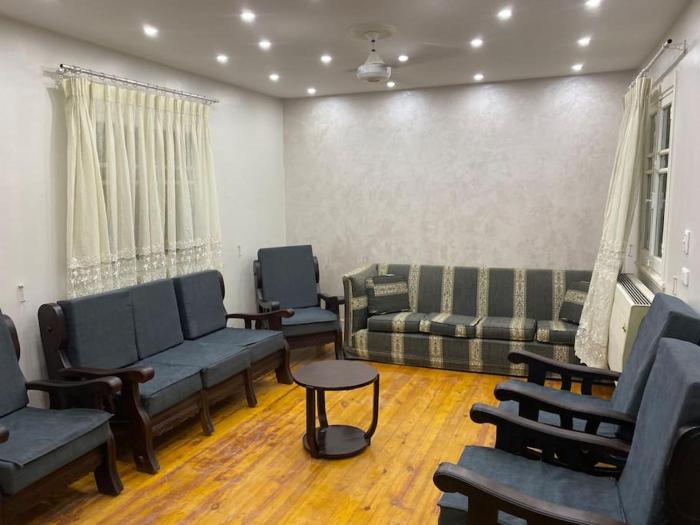 E Heliopolis 3 BR downtown near Korba nd AIRPORT