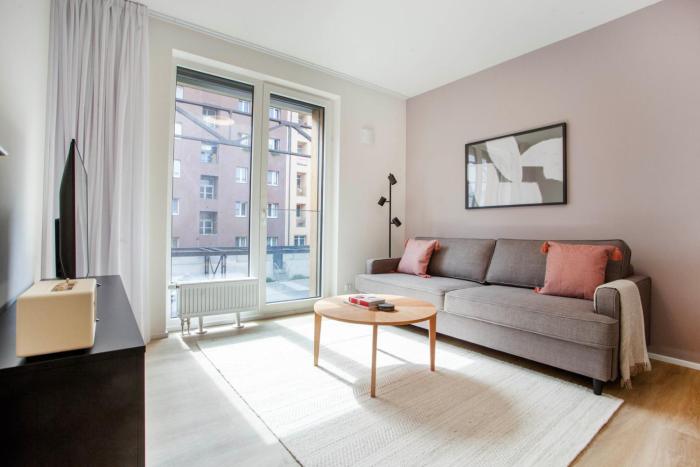 Blueground Holešovice family-friendly nr park PRG-3