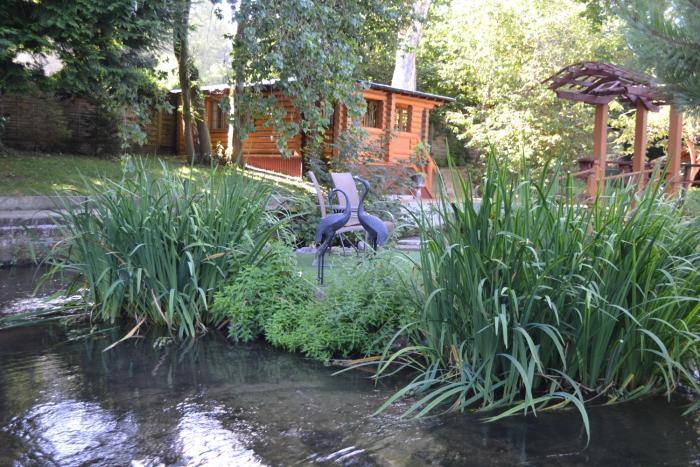 Traditional Log Cabin next to Harry Potter Studios