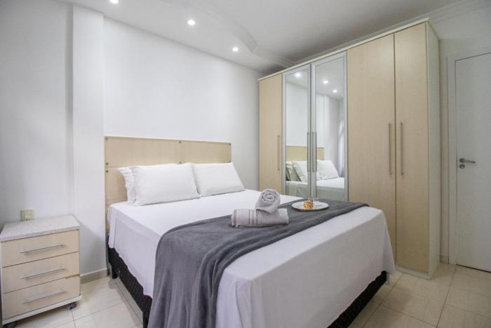 APU14 - 4 Dorm, Climatizado, Esq. Av. Atlântica