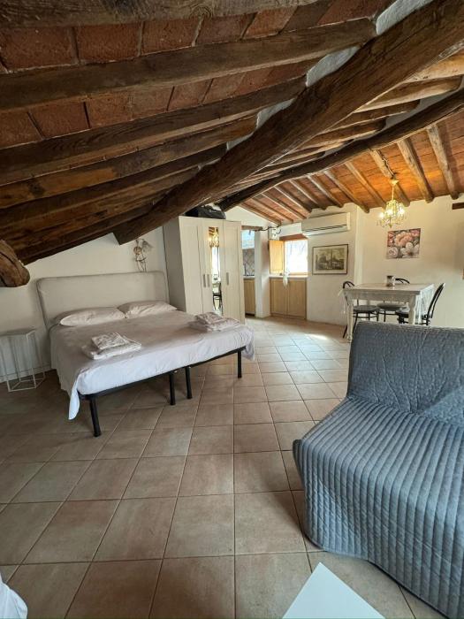 La Casa Del Galletto - At The Top Of The City