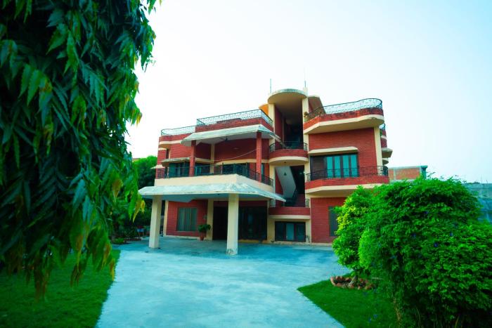 Krimson Bricks Homestay