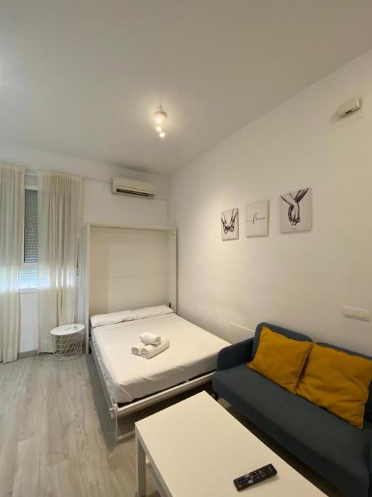 Estupendo estudio al lado de plaza la Merced