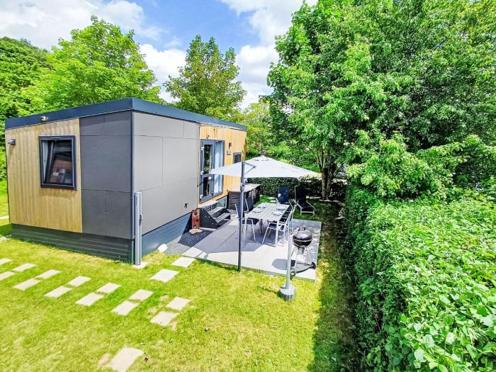 Holiday Home Tiny Haus am Waldsee by Interhome