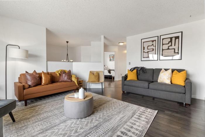 Dino Roar I Sleeps 12 I New