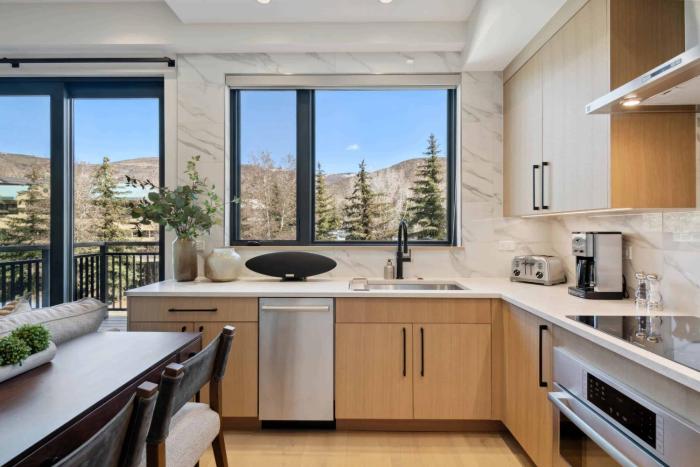 One Riverfront Condo 103 by East West Hospitality