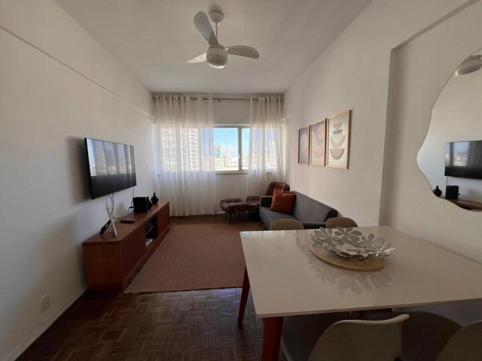 2 Quartos, Estacionamento, Academia AC40-1003