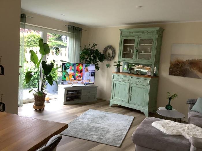 Helle freundliche Wohnung 50qm mit Garten zum Wohlfühlen