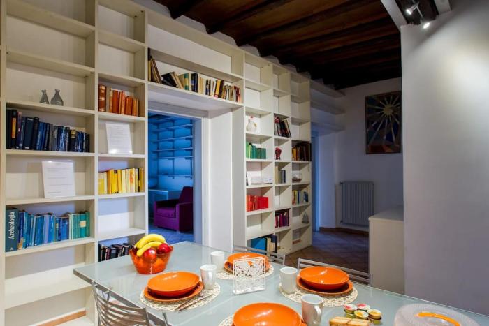 PANTHEON LARGE APARTMENT IN THE HEART OF ROME s