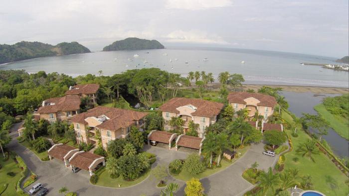 Ocean front Herradura Bay Condo, Costa Rica
