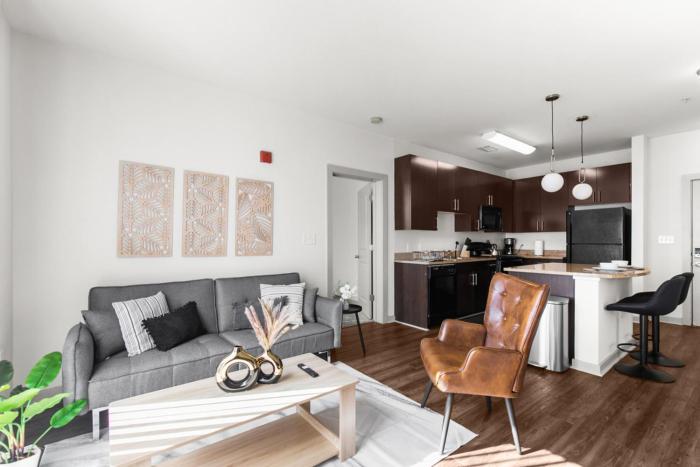 Cityscape Haven Fully Equipped 2BR Unit with Pool