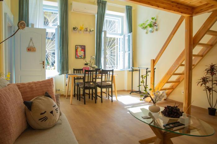 Sweet Spot-AC, Near Metro, Free WiFi, City centre