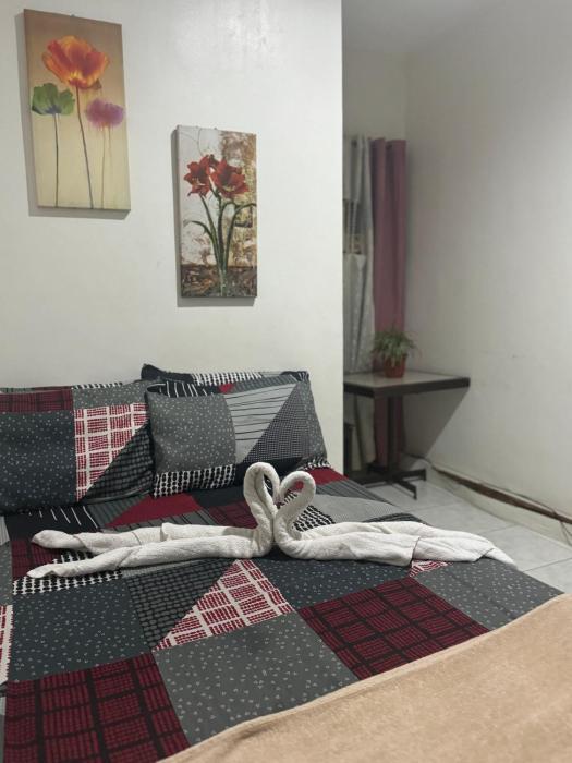 Tagaytay Deluxe Budget Room For 24 Hours