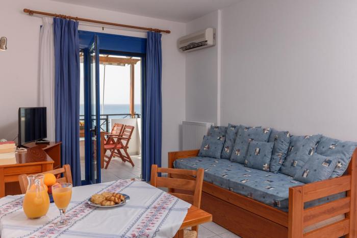Finikas Studios & Apartments - Kalamaki Holidays