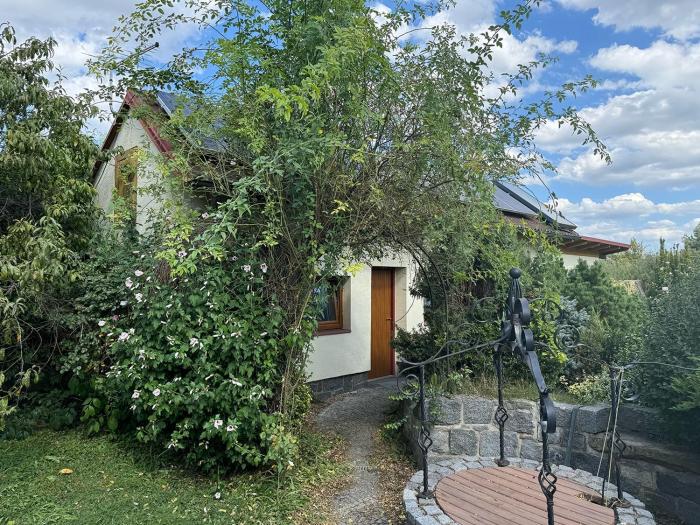 Old Fortress Garden Studio