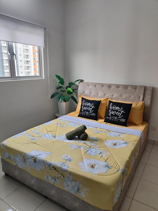 Frangipani Sky Lounge, Alanis Residence-studio near KUL Airport