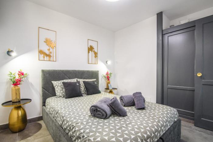 Patalavaca Beach, One Bedroom Apartment