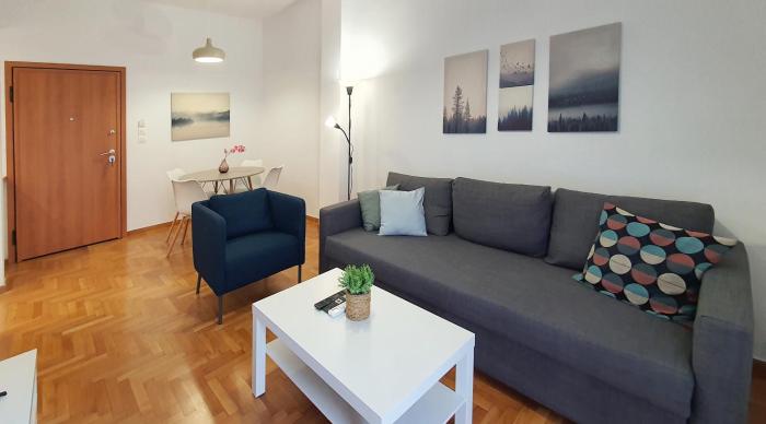 Minimalist Newly Renovated 1Bd near the center