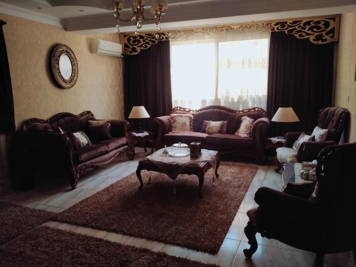 شقه مفروشه شيخ زايد