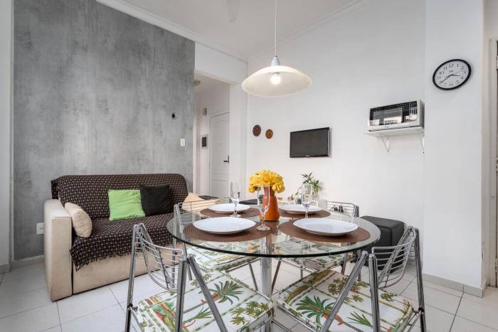 Ao lado da praia - Copacabana - Modernidade e Beleza