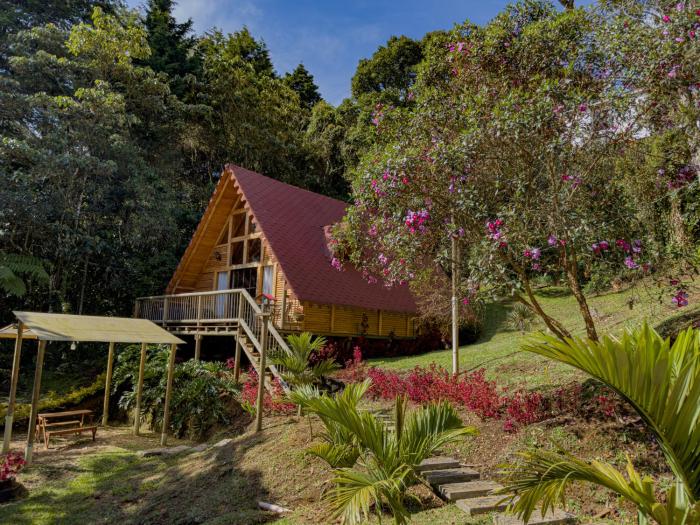 Cabaña con Jacuzzi en Santa Elena
