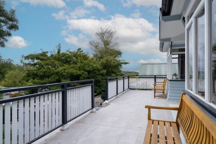 Luxury Heritage Home 10min Walk to Scenic World