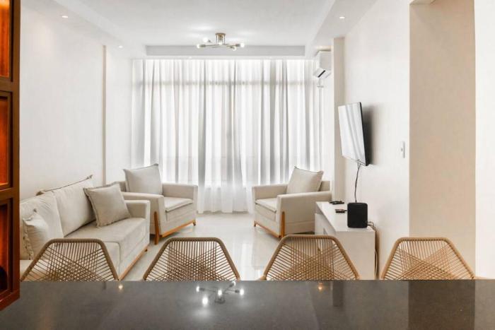 Apt Copacabana 1 quadra praia vista parcial mar