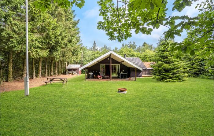 4 Bedroom Beautiful Home In Toftlund