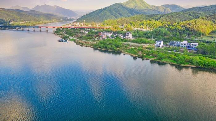 Chuncheon Namiseom River North Pool Villa