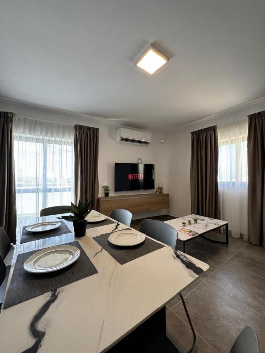 Charming Apartment with Country view 2BR - by HostMT