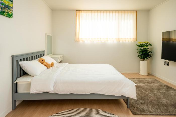 Da Pension to Stay at Jeju Fisheries