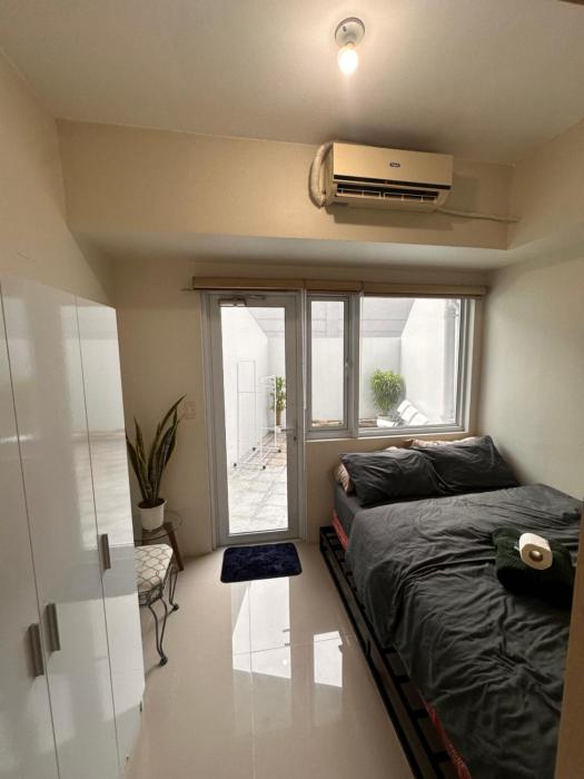 Cozy Brio the 2nd Sm Jazz Makati