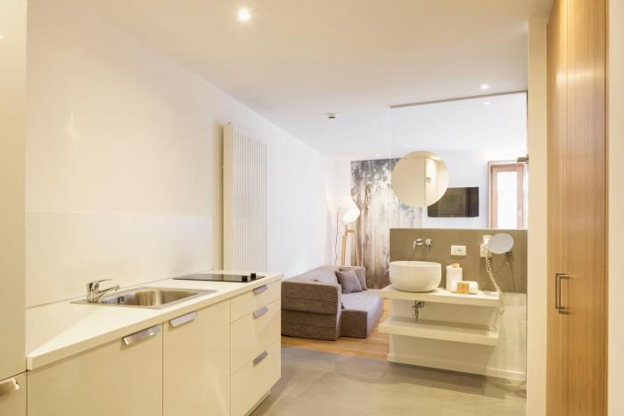 HEIMAT - Chic & Spacious Alpine Escape Schlanders