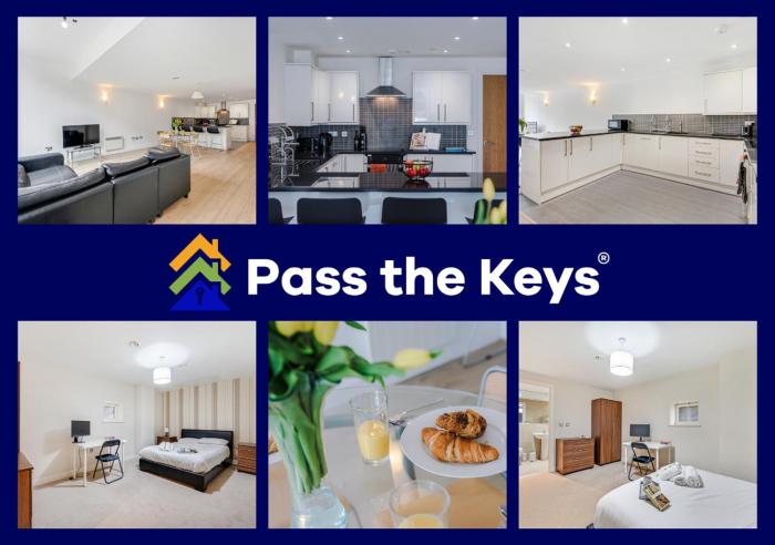 The Railway Pass The Keys Modern 2-Bed Apartment in Central Altrincham