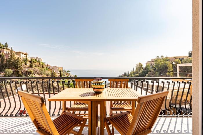 GuestHost - Ferula Apartment