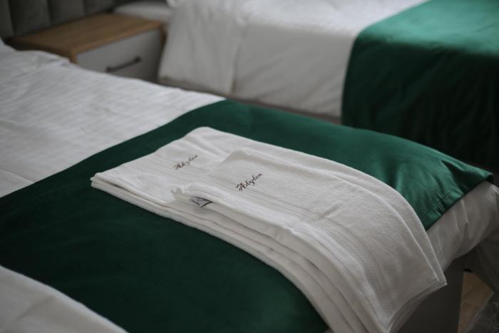 Camere de inchiriat Adyden