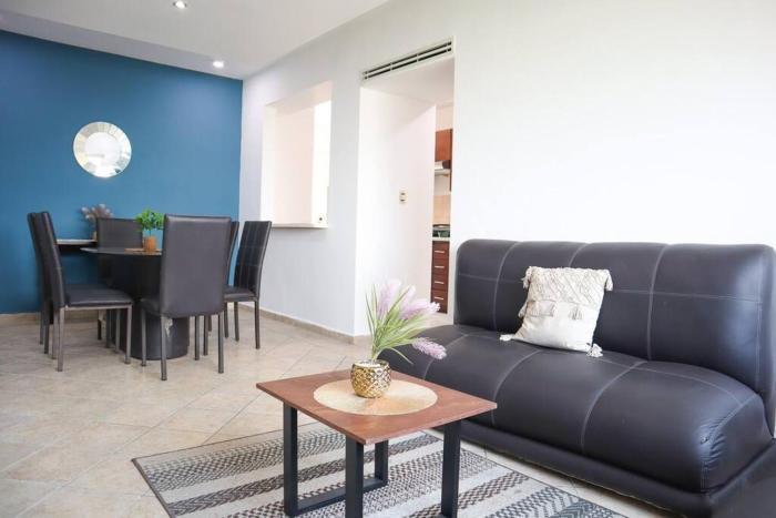 Apt 3BR, AC, Quiet Area