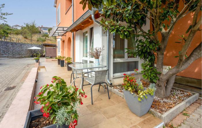 1 Bedroom Amazing Apartment In Kastav