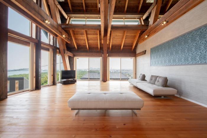 日本の松を贅沢に使った特別感のある別荘 Lemon villa