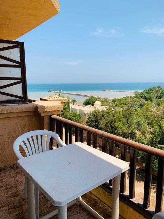 One Bedroom At Turtle Beach Compound With Private Beach