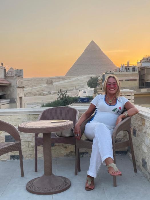 Sphinx palace pyramids view inn