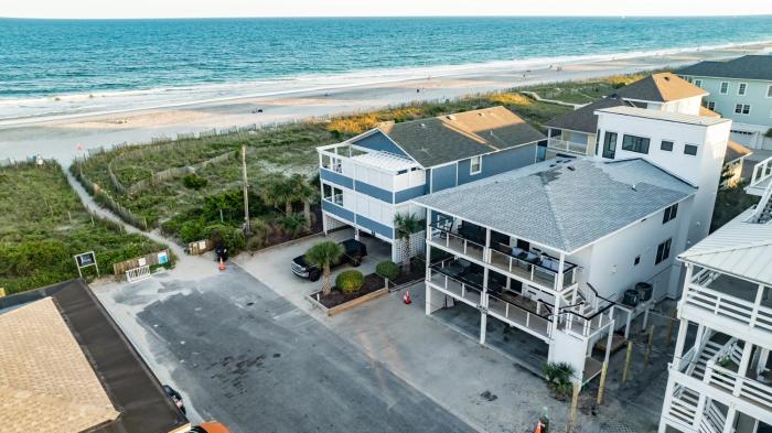 Pier Haven Entire by Sea Scape Properties
