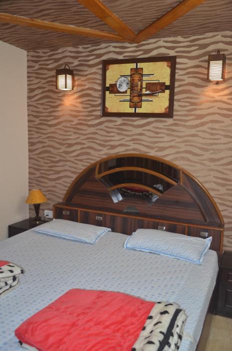 Shree Rudra Home Stay - 1BHK & 2BHK Home Stay Apartment