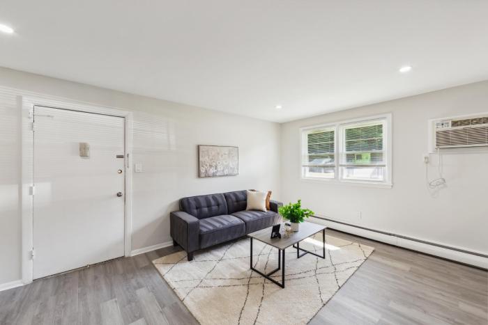 Pine Brook 1019 I Modern 15Br Apartment ! Pool
