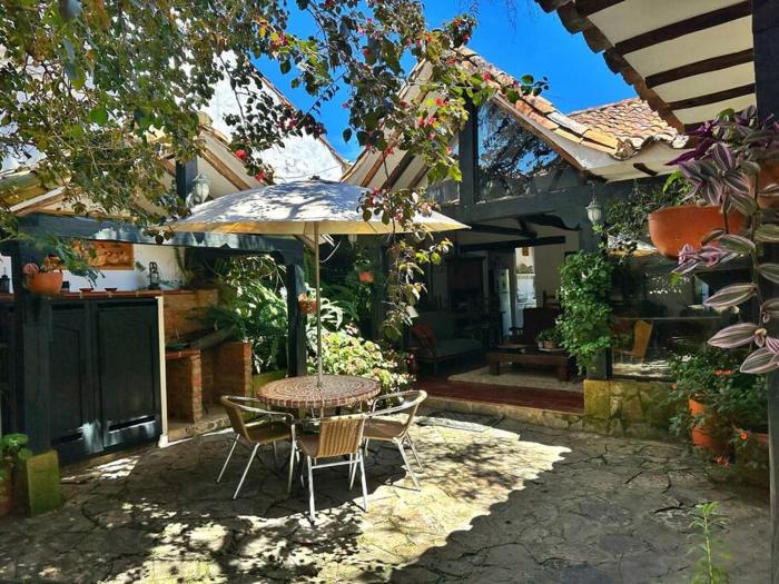 Casa Tirteo a 500 m de la plaza principal