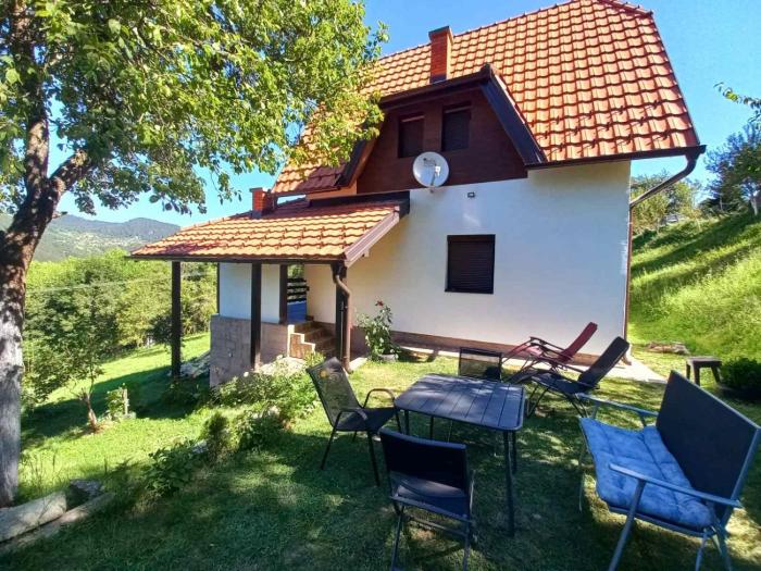 House Tara Zaovine Sleeps 10