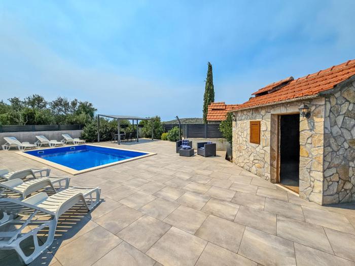 Holiday Home Nancy by Interhome